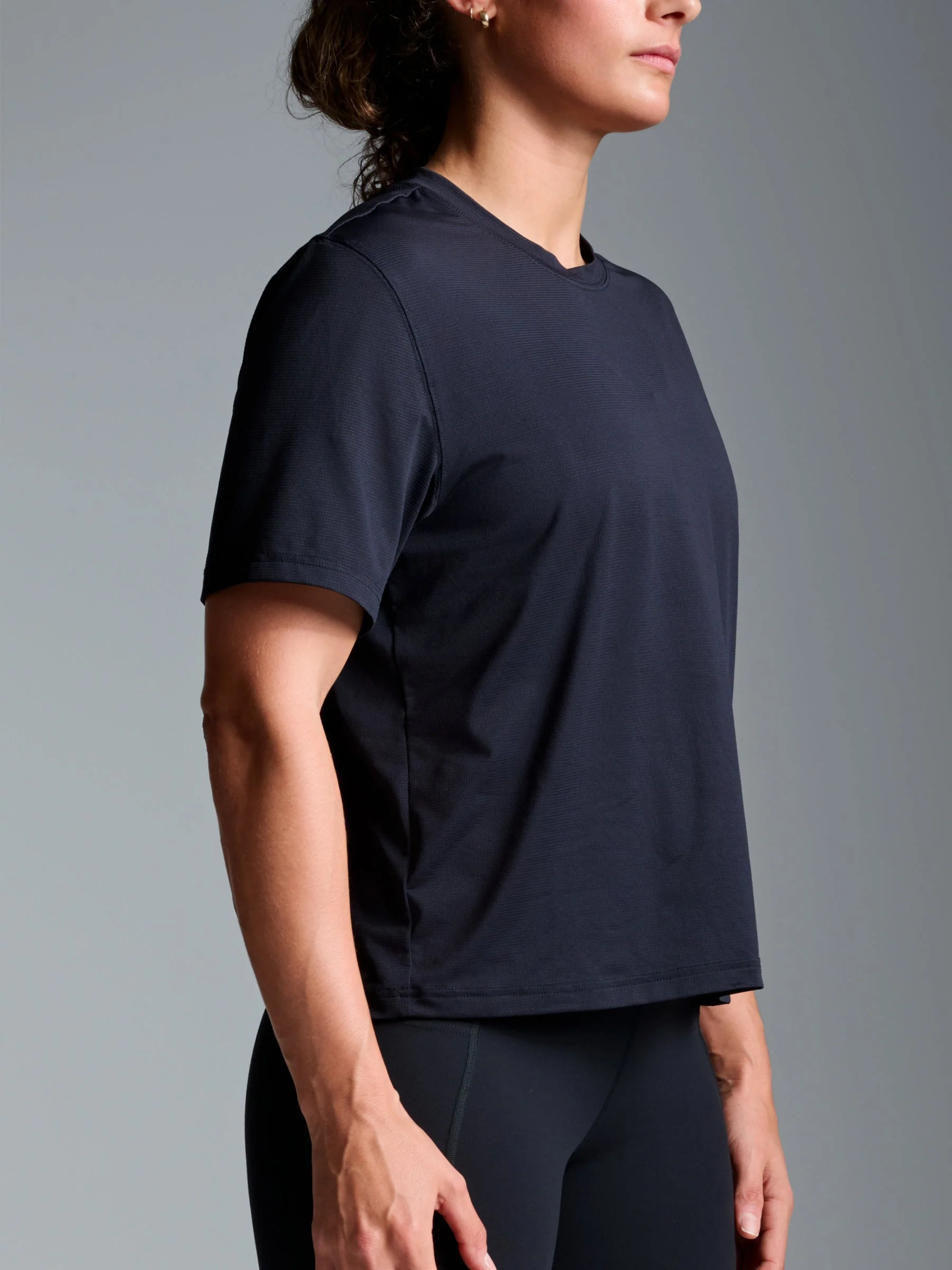 AIR-TECH Tee Black - Image 4