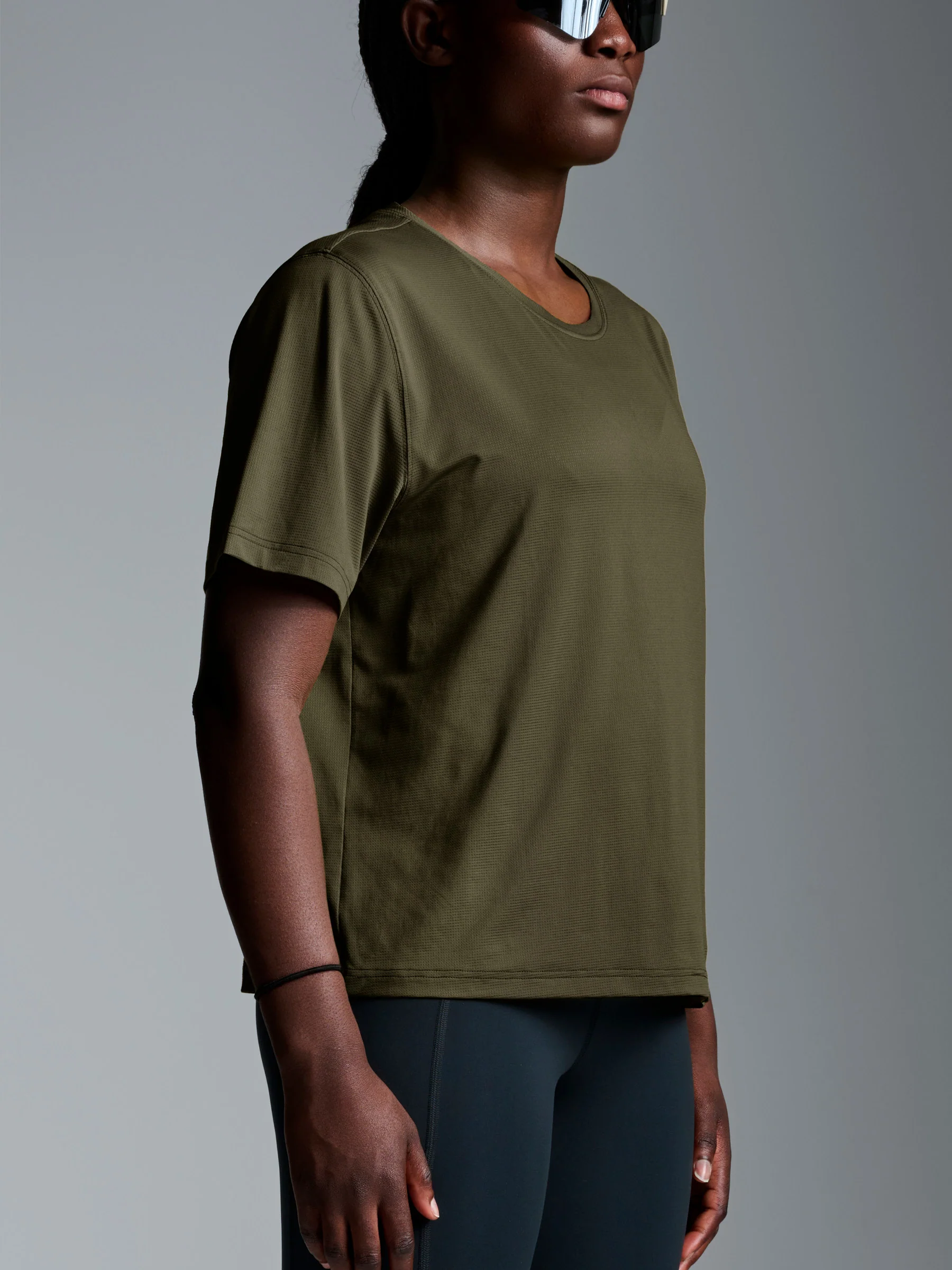 AIR-TECH Tee Light Olive - Image 4