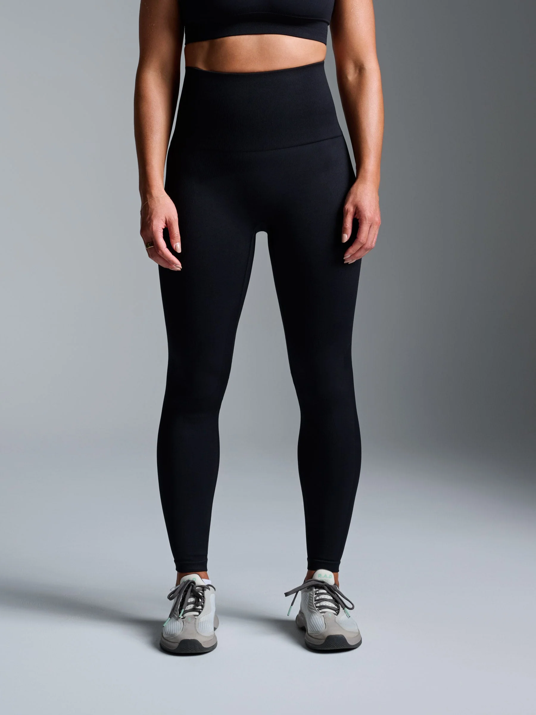 CHISEL 8/8 Super High Rise Legging Black - Image 4
