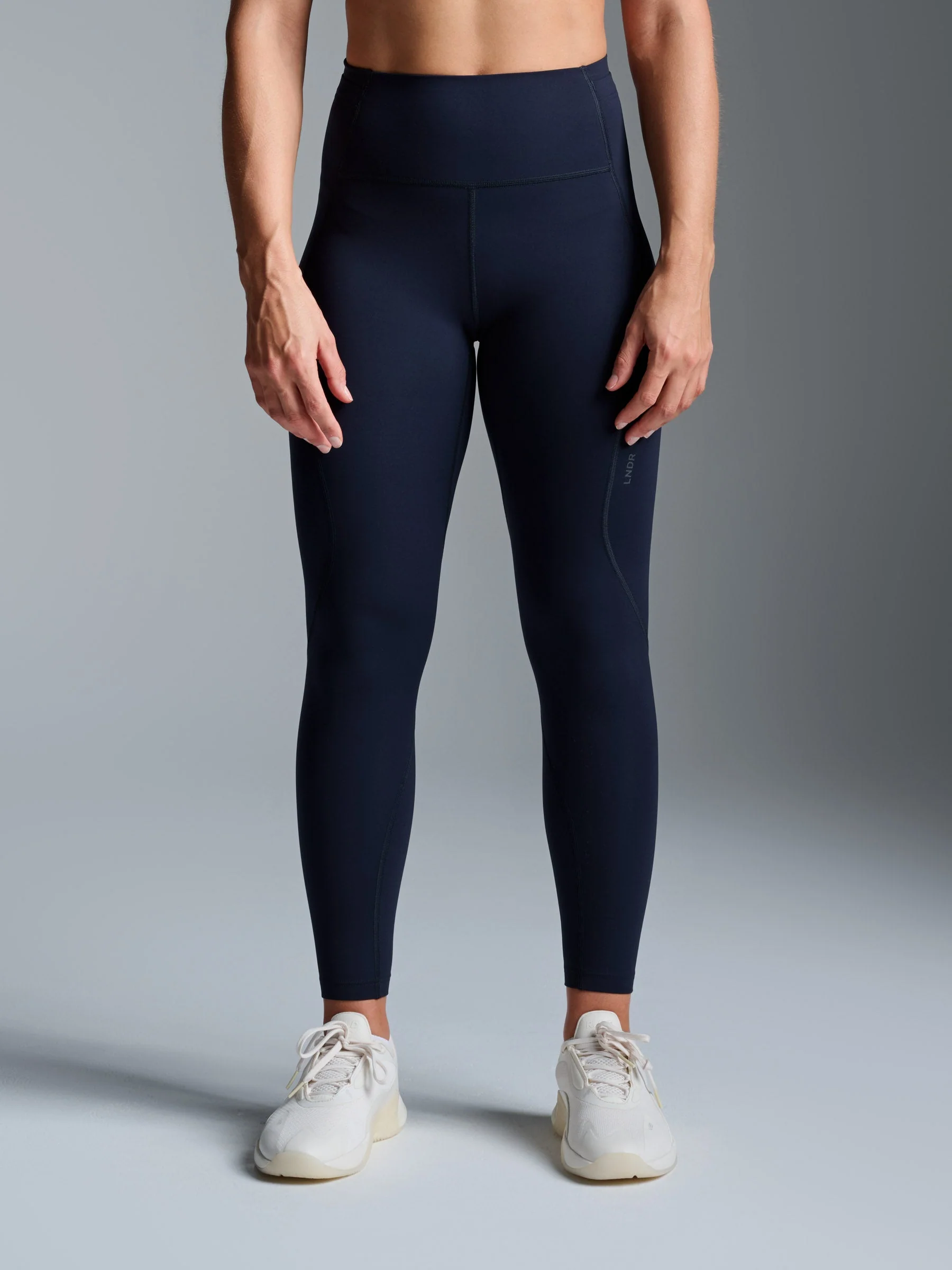 LIMITLESS POCKET 7/8 Legging Deep Navy - Image 4